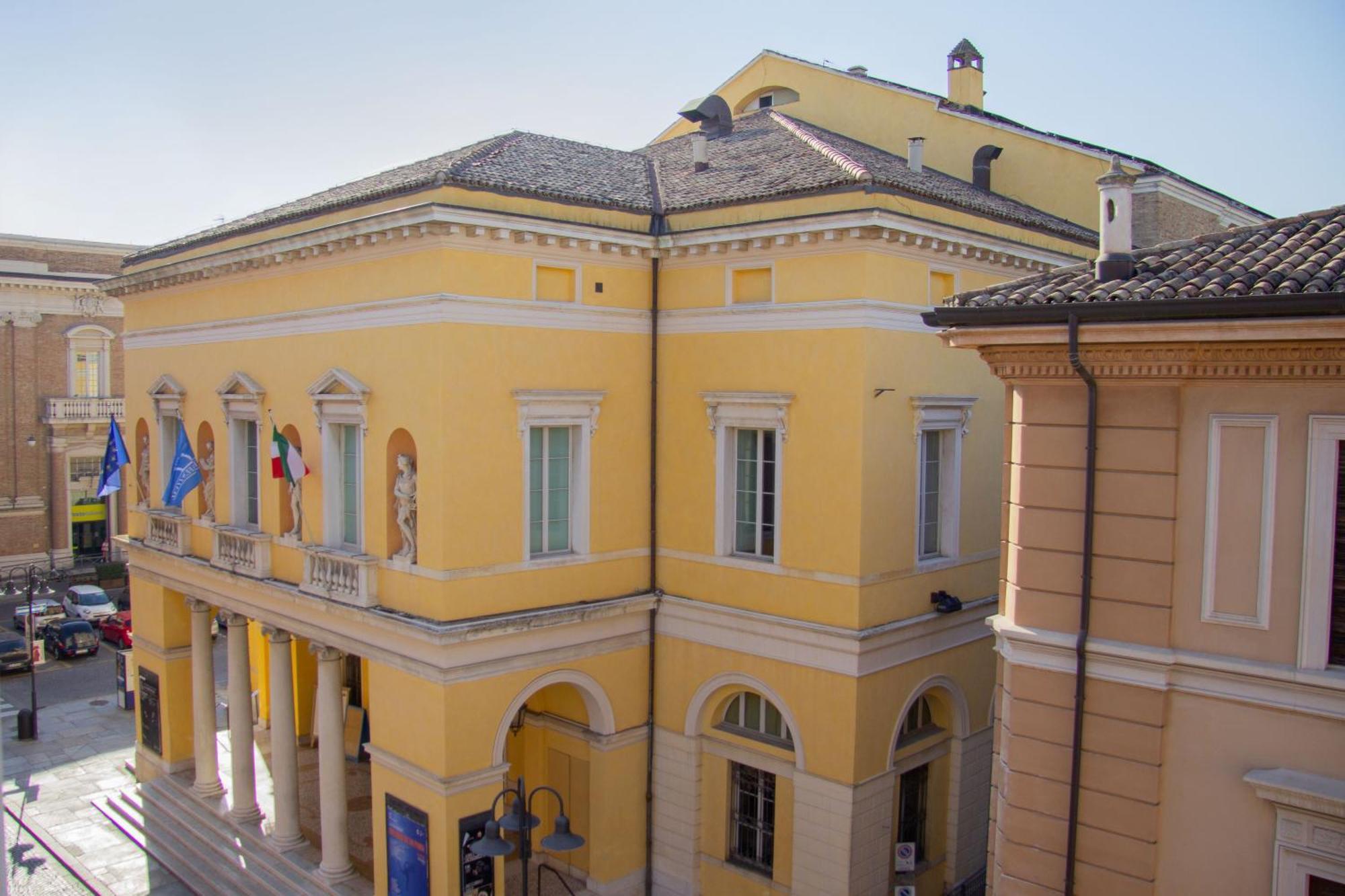 La Maison Du Theatre Ravenna Exteriér fotografie